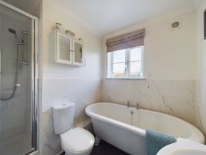 Family Bathroom- click for photo gallery